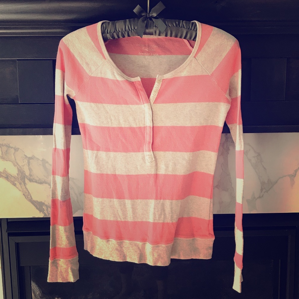 American Eagle Outfitters feather light thermal